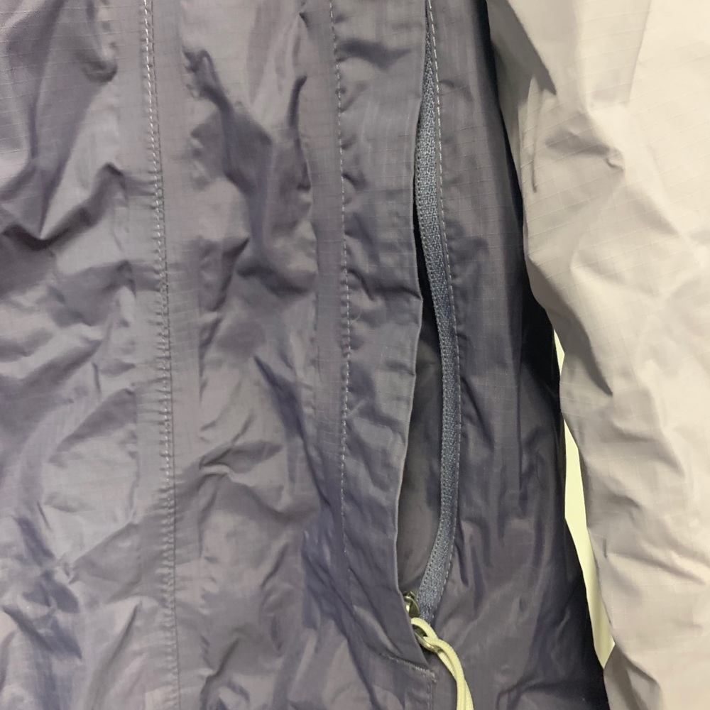 North Face Light Jacket - image 3